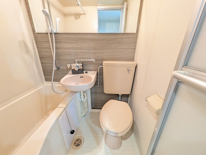 物件内観写真7　(トイレ)