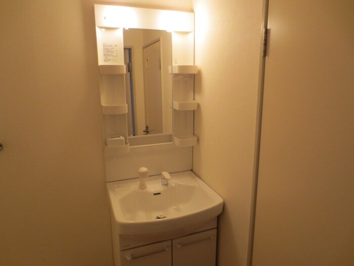 物件内観写真9　(洗面)