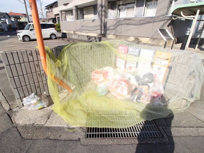 物件外観写真6　(建物設備)