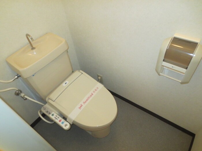 物件内観写真11　(トイレ)