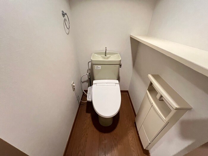 物件内観写真12　(トイレ)