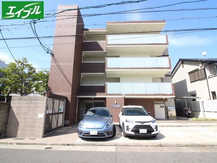 物件外観写真2　(駐車場)