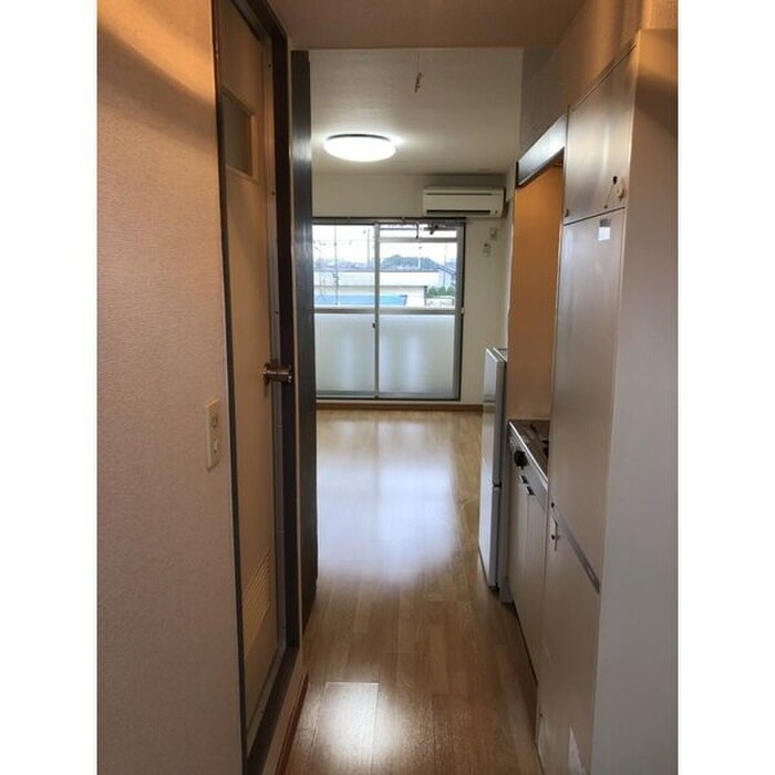 物件内観写真9　(廊下)