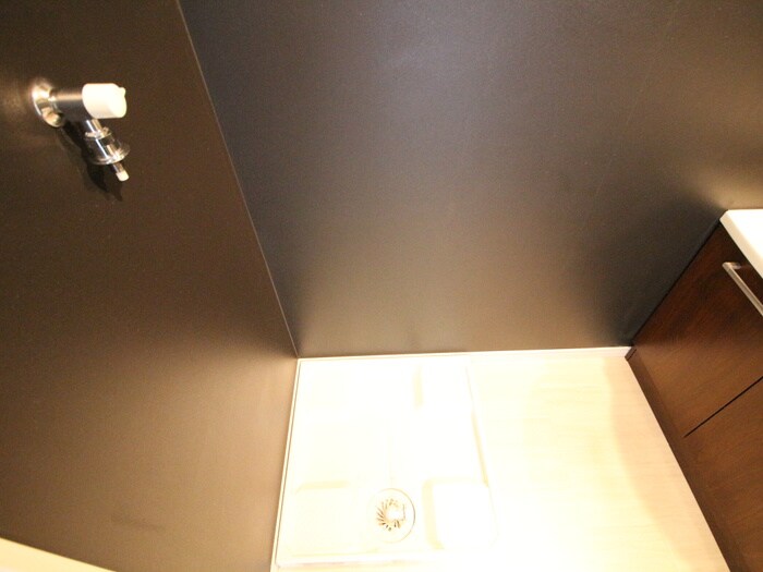 物件内観写真13　(洗濯機置場)