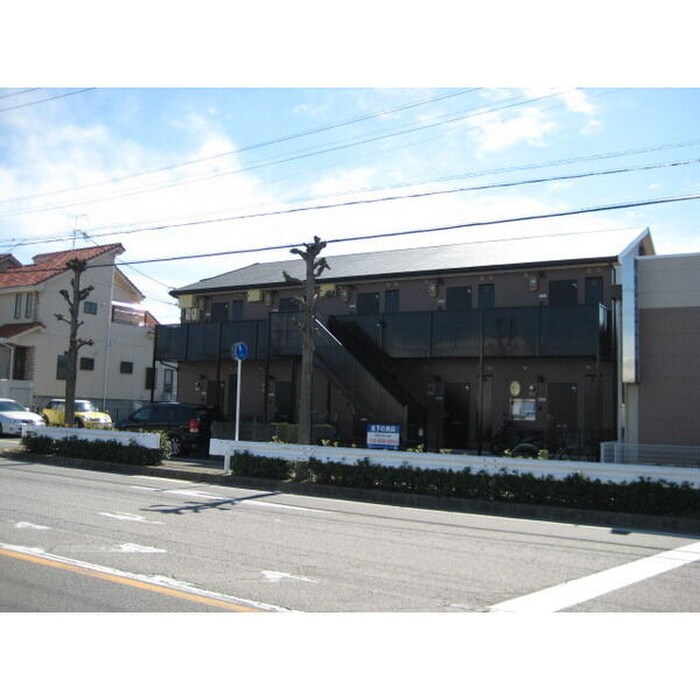 物件外観写真4　(外観写真)