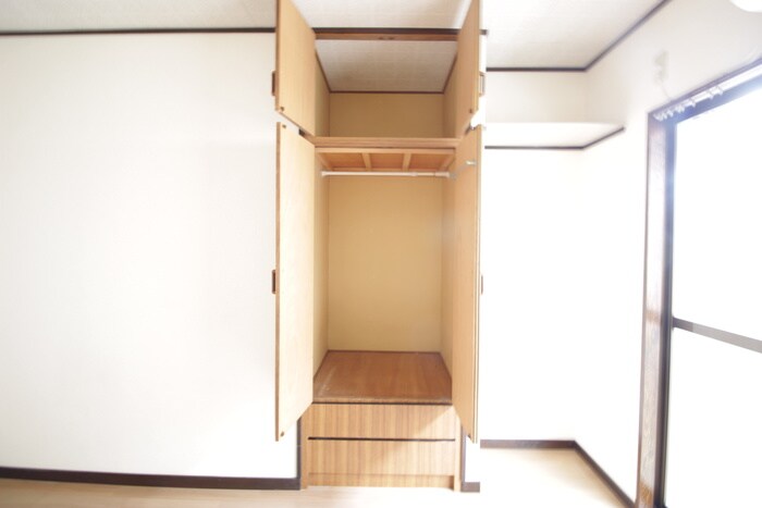 物件内観写真10　(収納)