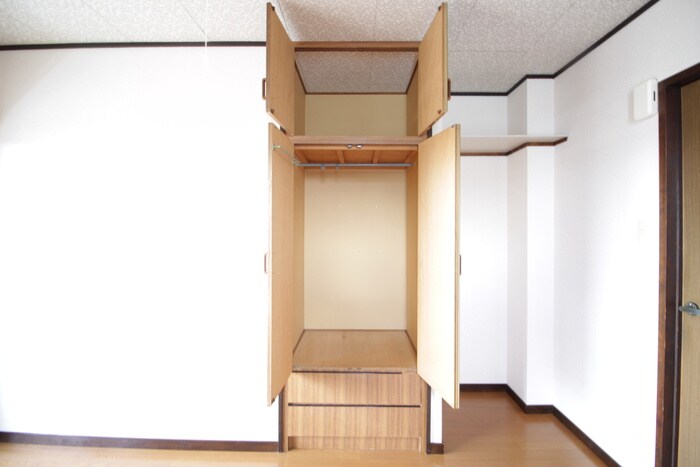 物件内観写真11　(収納)