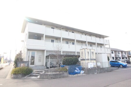 マノワール十六田外観写真