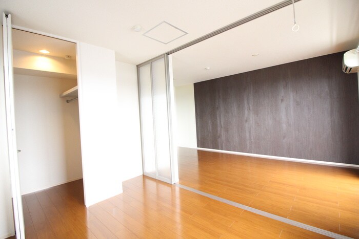 物件内観写真12　(居室)