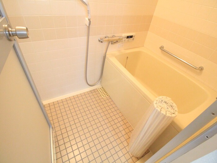 物件内観写真12　(バス／シャワールーム等)