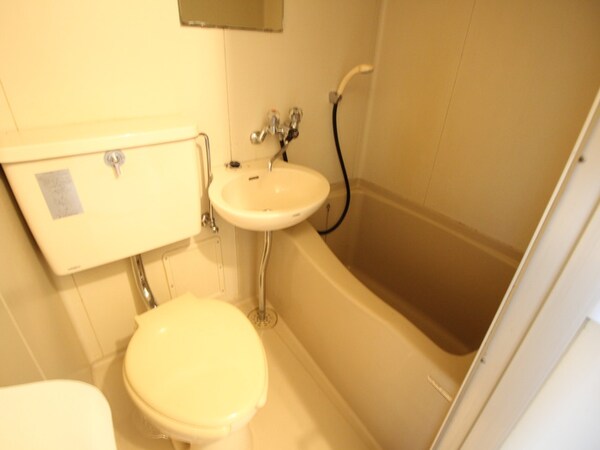 バス／シャワールーム等