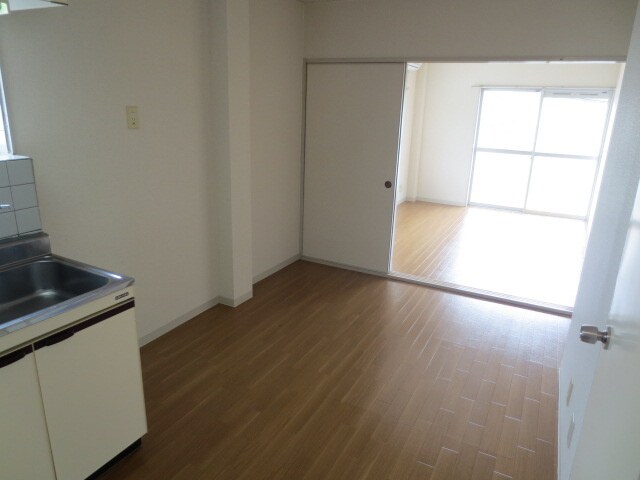 物件内観写真13　(居室)