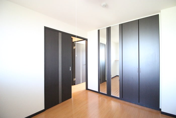 物件内観写真11　(収納)