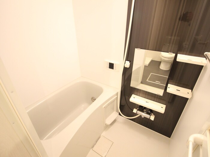 物件内観写真10　(バス／シャワールーム等)
