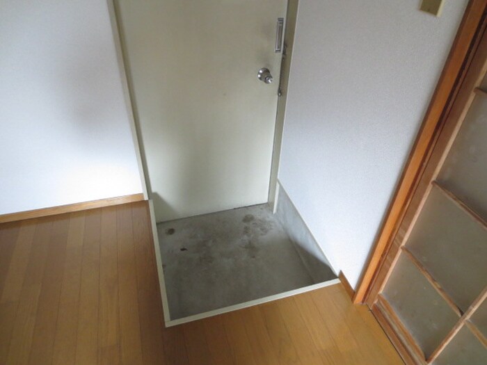 物件内観写真21　(玄関)