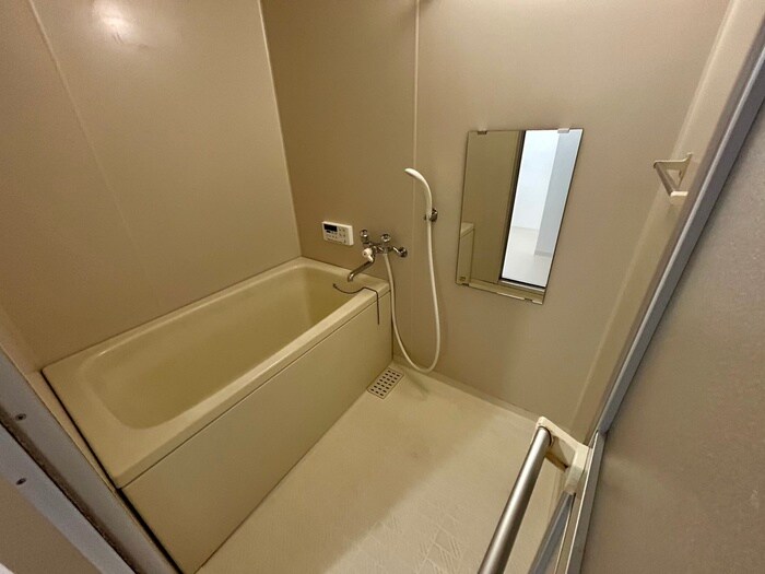 物件内観写真12　(バス／シャワールーム等)