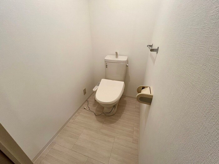 物件内観写真13　(トイレ)