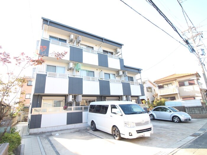 物件外観写真1　(外観写真)