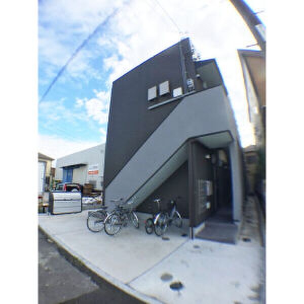 物件外観写真1　(外観写真)