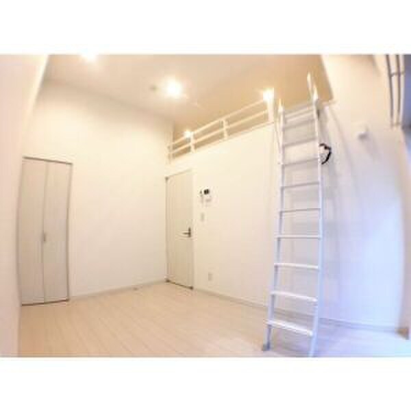 物件内観写真7　(収納)