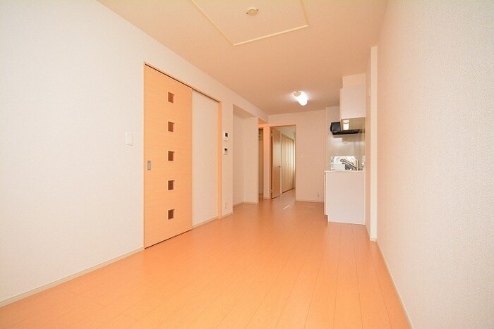 物件内観写真4　(居室)