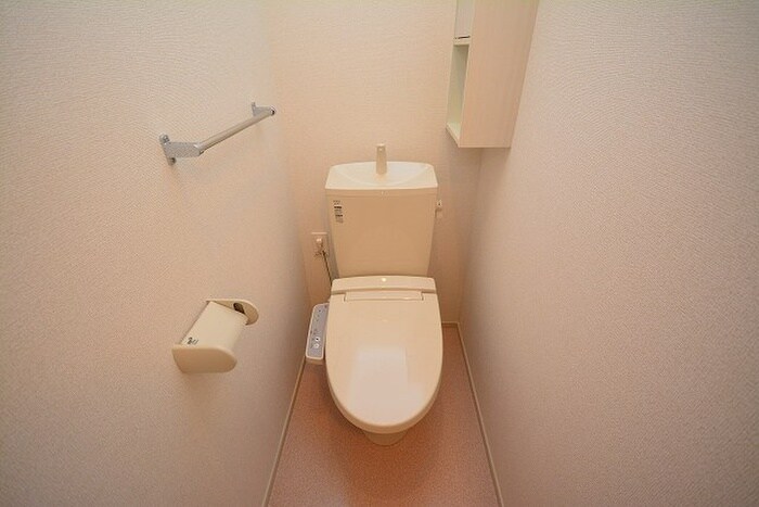 物件内観写真9　(トイレ)