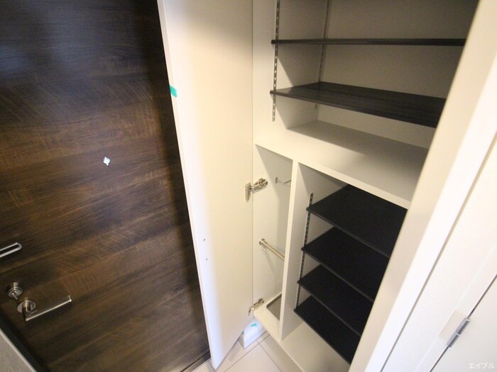 物件内観写真14　(靴箱)