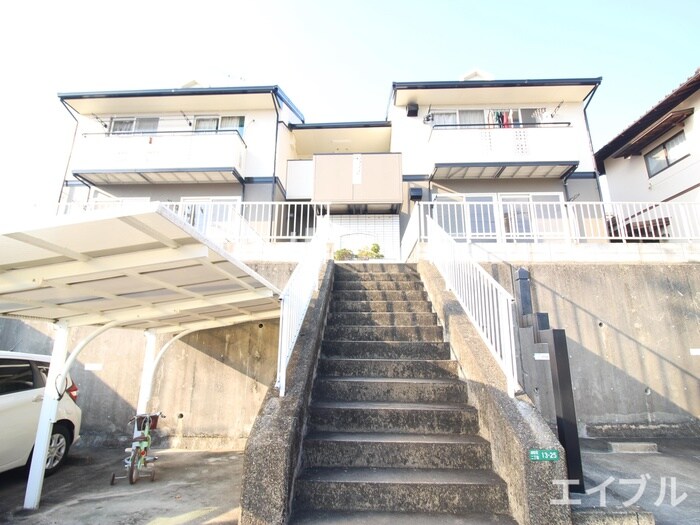 物件外観写真5　(エントランス部分)