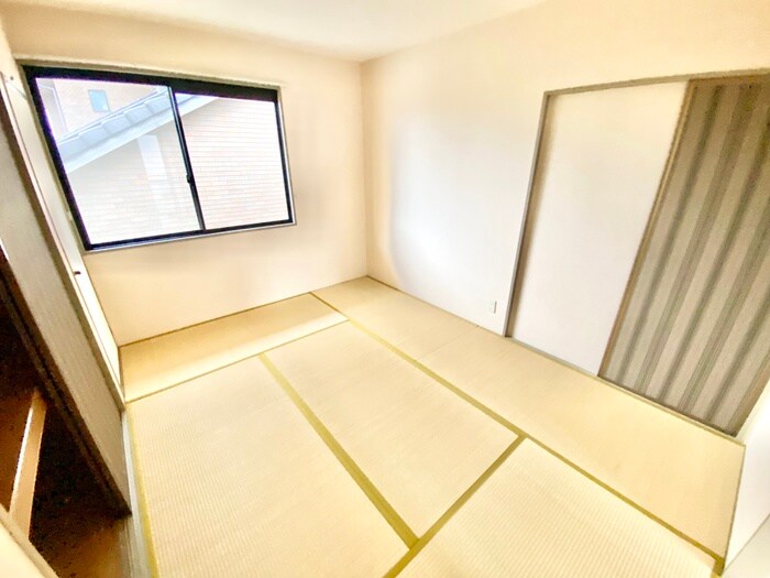 物件内観写真6　(居室)