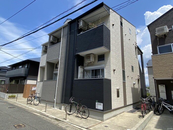 物件外観写真1　(外観写真)