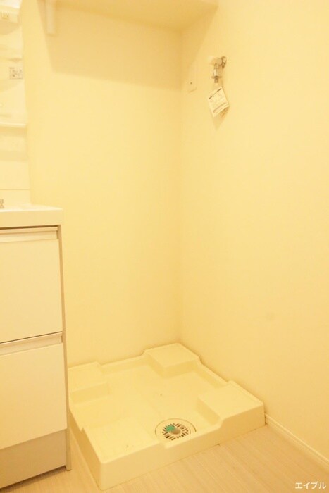 物件内観写真20　(洗濯機置場)