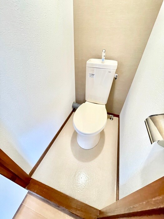 物件内観写真8　(トイレ)