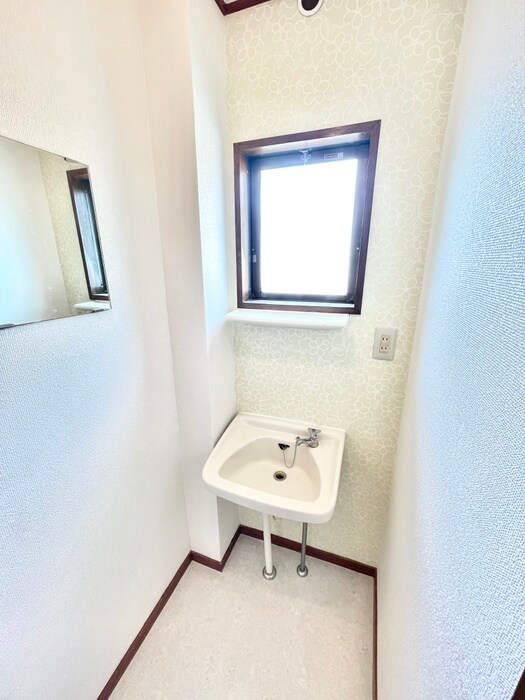 物件内観写真9　(洗面)