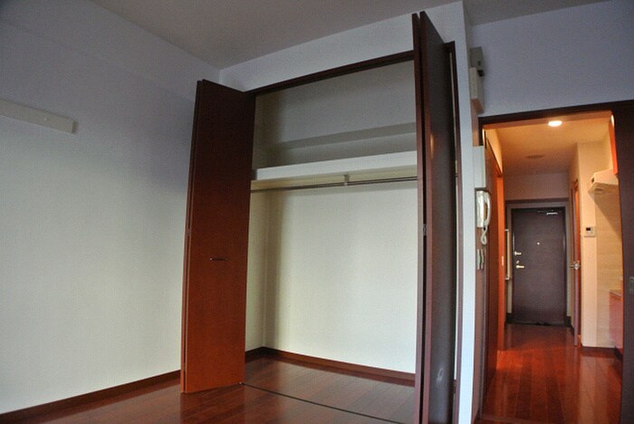 物件内観写真12　(収納)