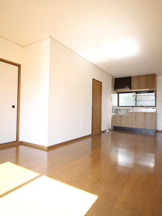 物件内観写真4　(居室)