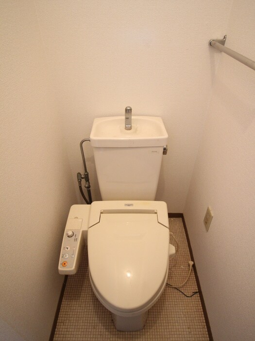 物件内観写真7　(トイレ)