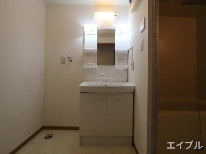 物件内観写真10　(洗面)