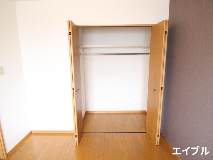 物件内観写真12　(収納)