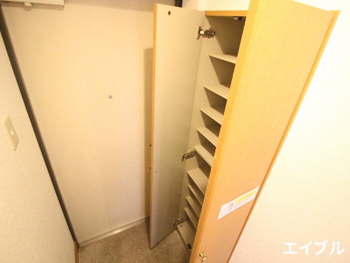 物件内観写真16　(靴箱)