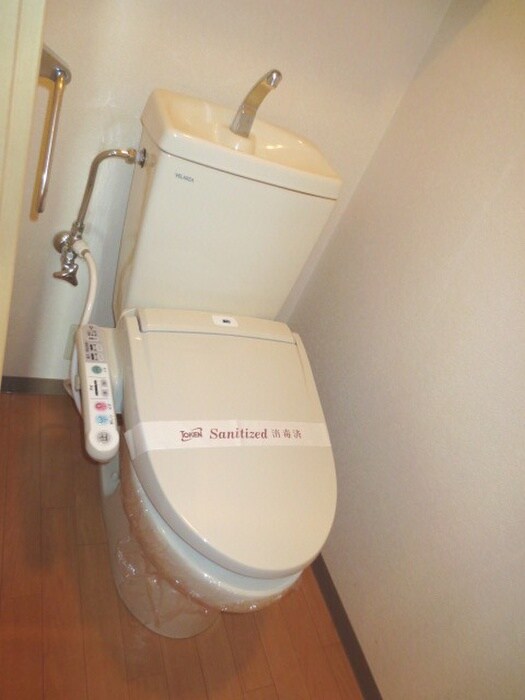 物件内観写真8　(トイレ)