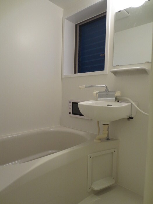 物件内観写真10　(バス／シャワールーム等)