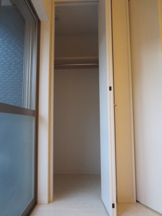 物件内観写真11　(収納)