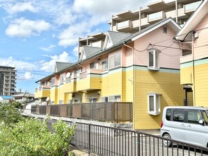 メイゾン岡田　Ｂ棟外観写真