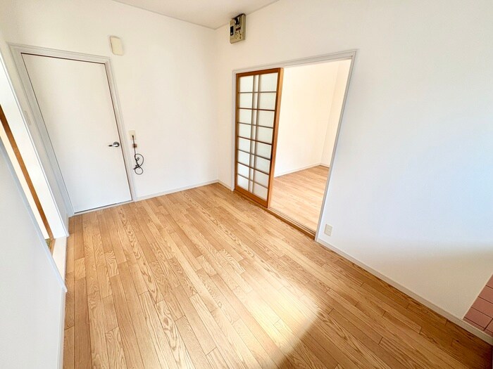 物件内観写真6　(居室)