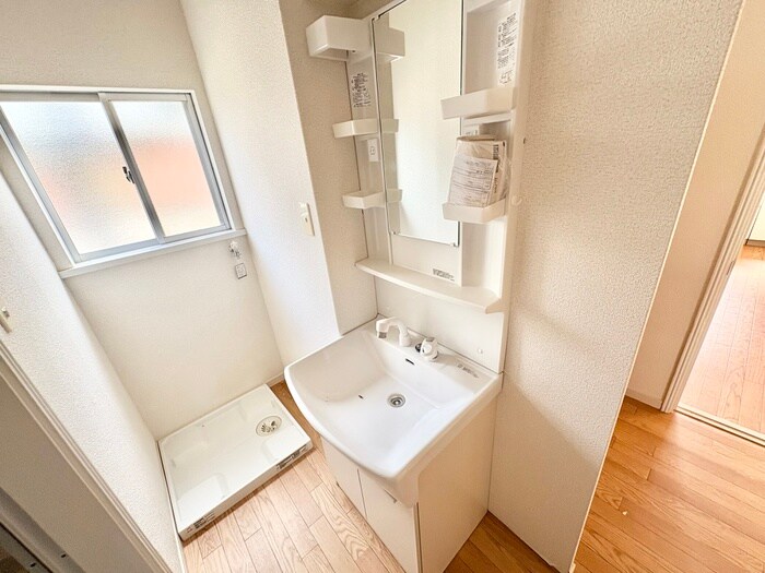 物件内観写真9　(洗面)