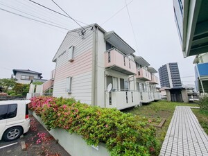 ホワイトピアA外観写真