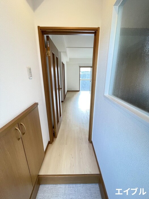 物件内観写真19　(玄関)