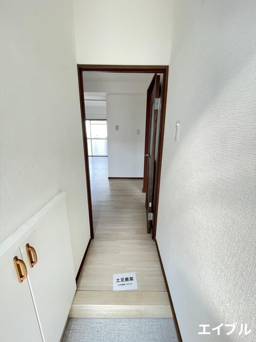 物件内観写真20　(玄関)