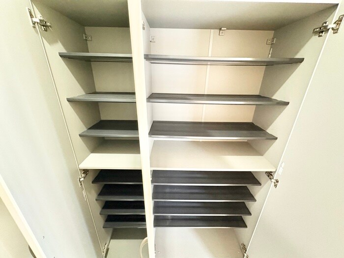 物件内観写真14　(靴箱)