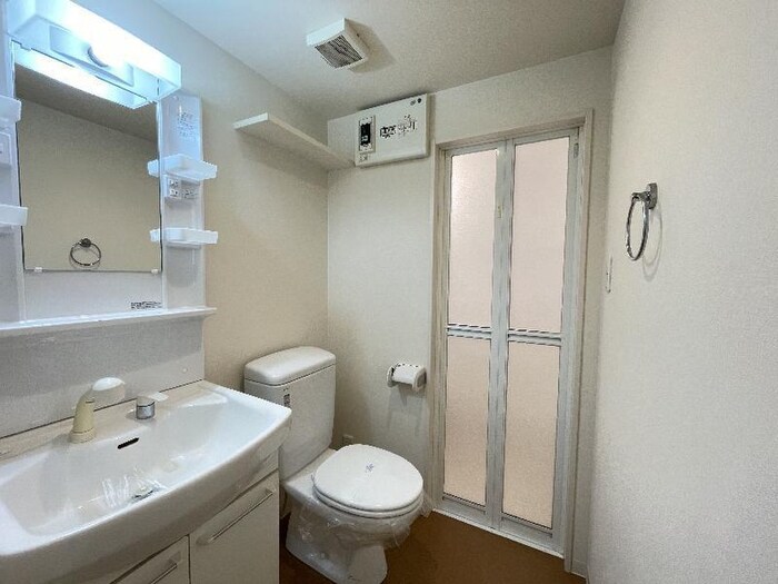 物件内観写真10　(トイレ)